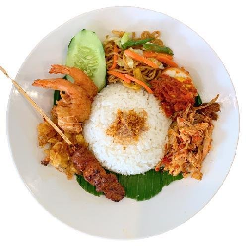 Nasi Campur Ayam (Super) menu Nasi Campur Ayam Betutu Khas Gilimanuk Bu Raka, Buluh Indah