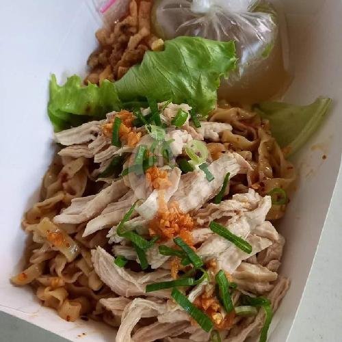 Bakmi Ayam Pekcamke ( Ayam Wijen ) menu Bakmi Ayam Asia, Tukad Petanu