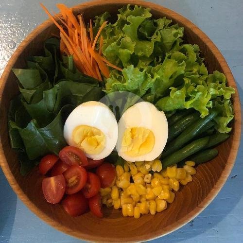 Insalatona Mediterranea menu Yamma Yaa, Legian