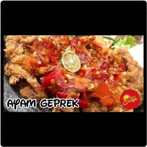 Ayam Geprekk menu Depot Surya, Kediri Tabanan