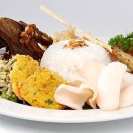 Nasi Campur Bebek menu Bebek Bengil, Nusa Dua