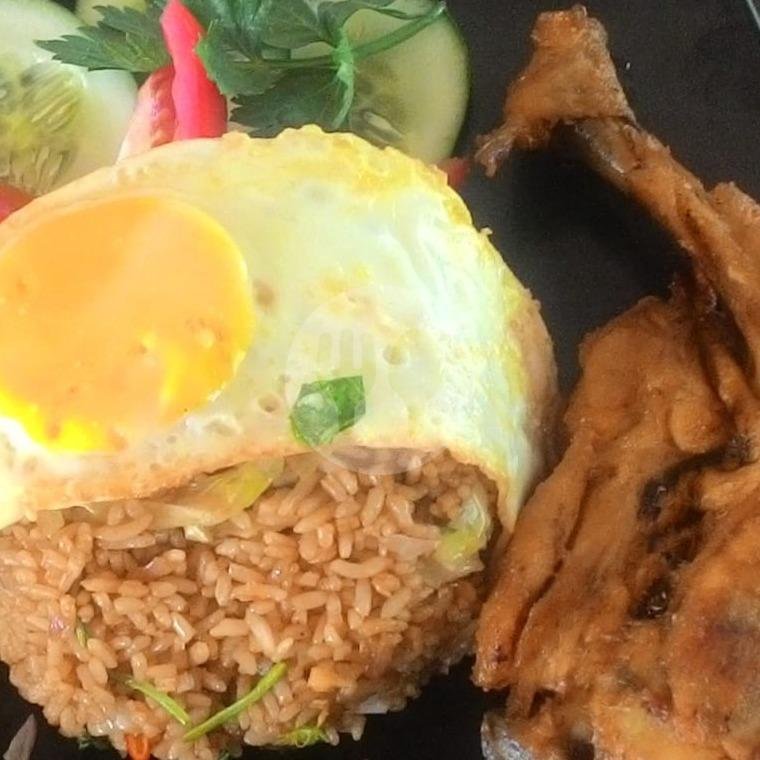 Nasi Goreng Special menu Lalapan Makrul, Senggigi