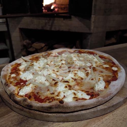 Pizza Al Formaggi menu Rustica Cuciana Italiana, Batu Belig