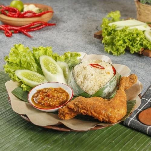 Nasi Bakar Ayam Selimut menu 8Spices Nasi Bakar & Ayam Penyet, Denpasar