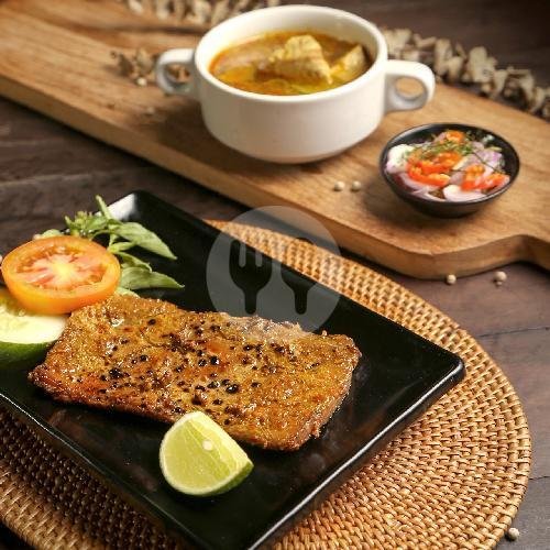 Paket Steak Ikan menu Warung Be Pasih, Pemuda