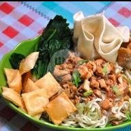 A Noodle Adventure at Hoki Mie: A Hidden Gem in Jimbaran, Bali