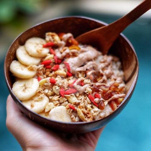 Creamy Warm Oat Porridge menu The Sloth Bali, Pantai Batu Mejan