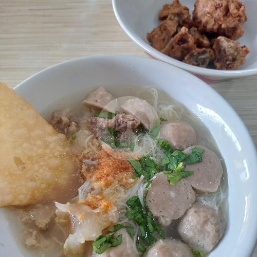 Bakso Bihun Spesial menu Pempek Corner, Sesetan