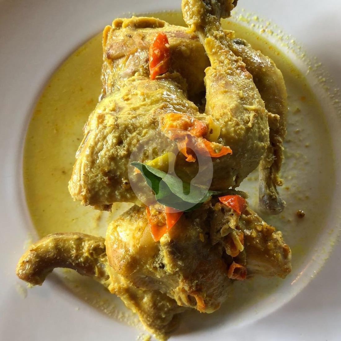 Ayam Betutu menu Warungku, Sunset Road