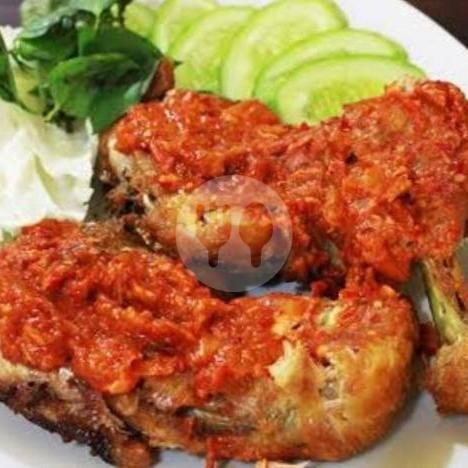 Ayam Goreng Lalapan Sambal Mentah (Tanpa Nasi) menu Lalapan, Soto, Mie Ayam & Bakso (Warung Bang Jack Iwan), Nusa Dua