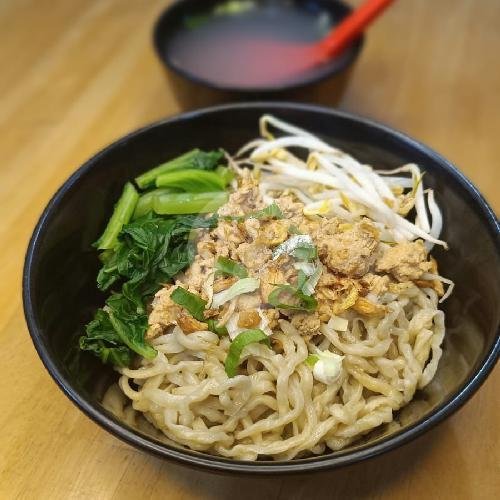 Bakmie Ayam Pangsit menu Bakmie Kriting Yum Mee, Tukad Badung XII