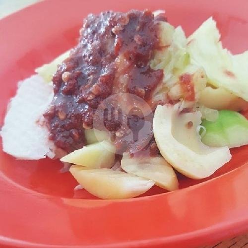 Rujak Uyah Sera Gula Pasir menu Warung Bu Kadek Bisma
