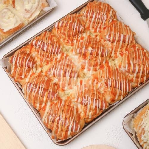 BBQ Hotdog menu Roti Goolung Monang Maning, Gunung Rinjani