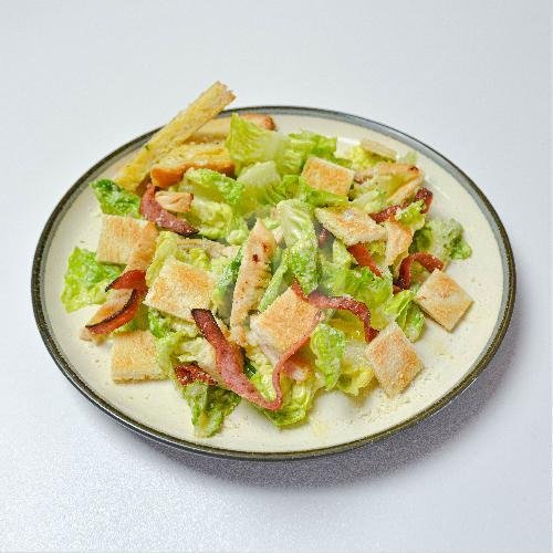 Cesar Salad With Chicken and Smoked Beef menu Magotara Cafe