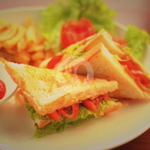 Club Sandwich menu Warung Men Putu Legog, Tabanan Kota