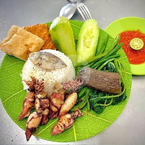 Nasi Tempong Cumi menu Nasi Tempong Badu, Kuta