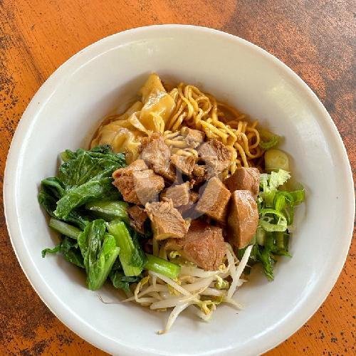 Mie Yamin Manis menu Mie Ayam Rock N Roll, Pemogan