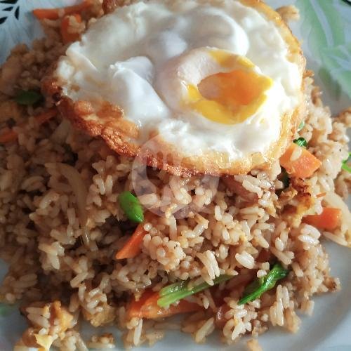 Nasi Goreng Telor menu Warung Made Gandapura