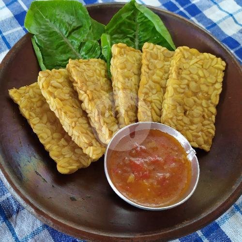 Tempe Goreng Sambal Tomat menu Warung Flamingo, Sanur