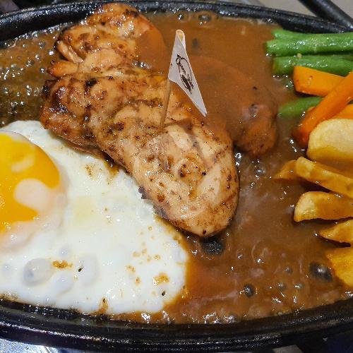 Grill Chicken Steak menu Queen Shen 'Ribs and Grill', Arjuna