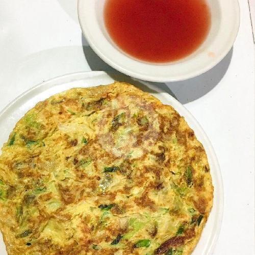 Fuyunghai (omelette With Crab Meat And Vegetables) menu Aroma Chinese Seafood Restaurant, Cakranegara