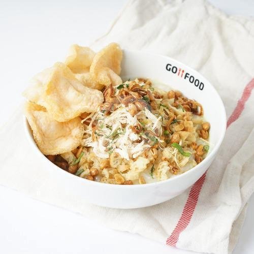 A Culinary Adventure at Bakmi Dempo 91: A Must-Visit Noodle Paradise in Bali