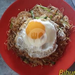 Bihun Goreng Spesial menu Warung nak Bali, Pulau Saelus