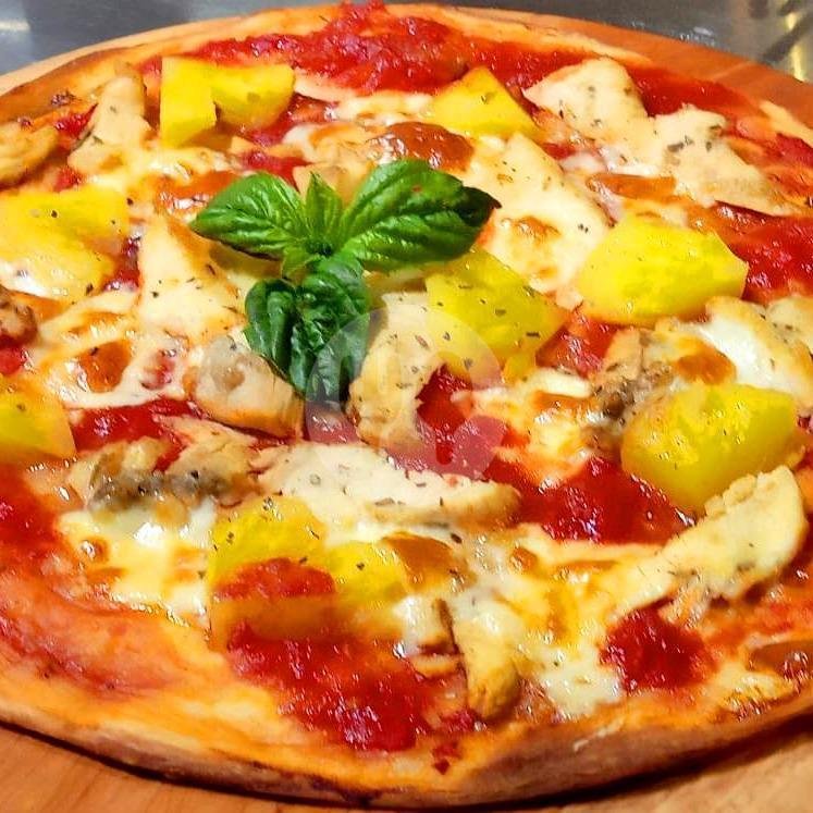 Chicken Pineapple menu Pizza Story, Dalung