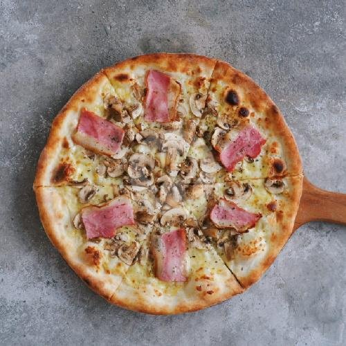 Bacon Pizza menu Roman Pizza & Pasta, Canggu