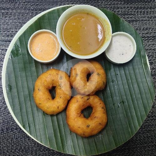 Medu Vada menu Udupi Bali Sunshine, Pratama Raya