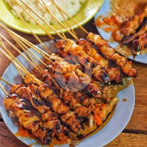 Sate Ayam Ponorogo: A Must-Try Satay Experience in Kerobokan, Bali