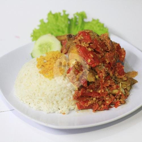 Paket Puas B (Ayam Lalapan) SAMBAL GEBUK Special menu Ayam Gebuk Mak Ayam, Kuta