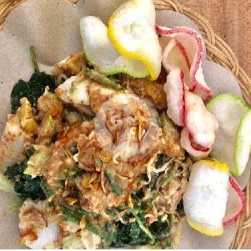 Gado Gado Khas Jakarta menu Nasi Uduk Jakarta & Lontong Sayur Warung Mawar, Gunung Mas