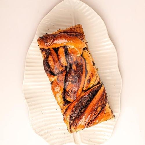 Roti Sobek Cokelat menu Mahligai Bakery, Renon