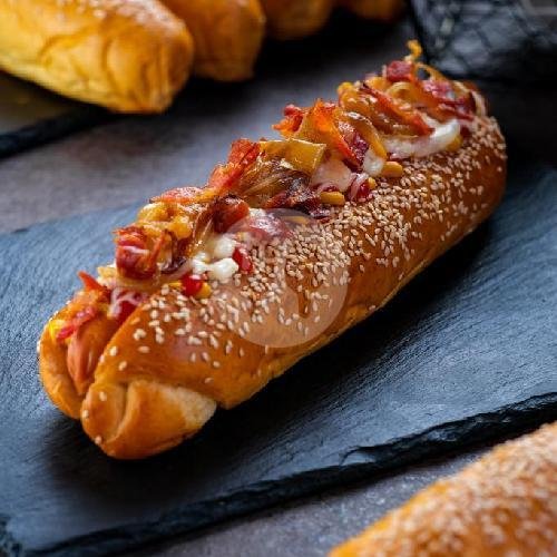 Suka Hotdogs Canggu: A Nostalgic Culinary Journey in Bali