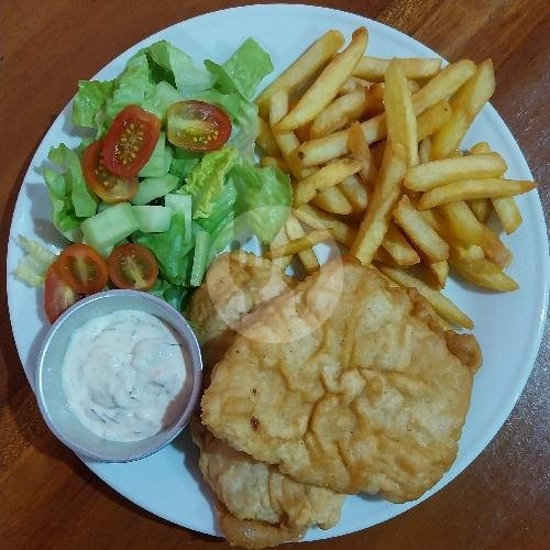 Snapper Fish and Chips with Tartar Sauce and Salad menu Warung Flamingo, Sanur