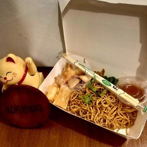 Mie Yamin menu Kopihyang Lombok, Selaparang Square