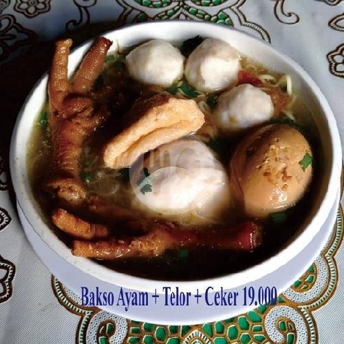 Bakso Ayam + Telor + Ceker menu Mie Ayam & Bakso Solo Cak Mad, Dalung Permai