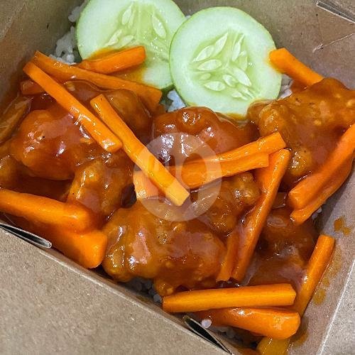 Ricebox Ayam Koloke menu Beras Bulu Cafe and Bakery, Catur Warga