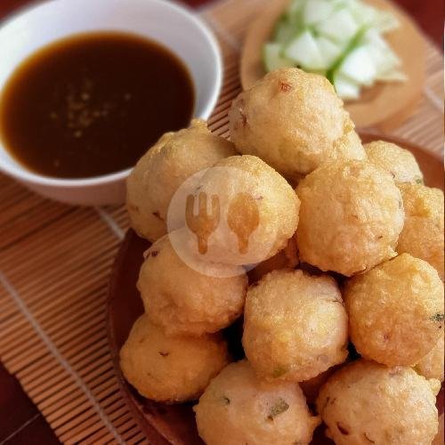 Pempek Adaan menu Pempek Wak Giam, Puri Gading