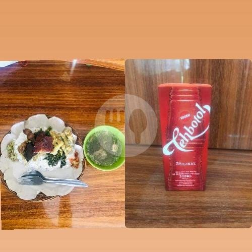 Babi Guling Biasa+Teh Kotak 250 ML menu Babi Guling Bu Agus, Tabanan