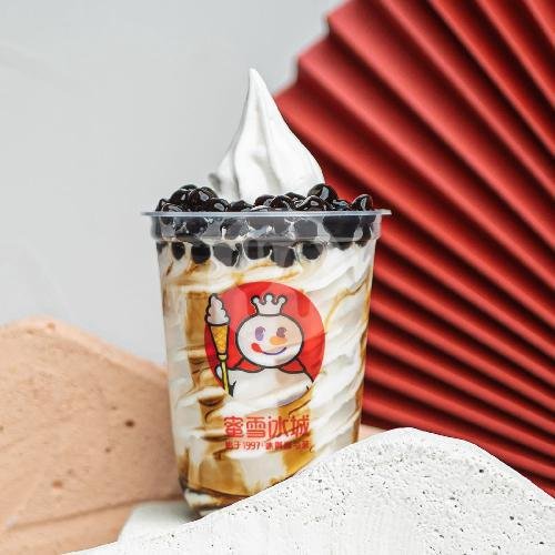 Boba Sundae menu Mixue Sriwijaya, Mataram