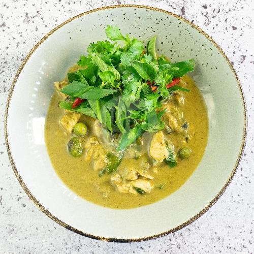 CHICKEN TRADITIONAL GREEN CURRY menu Bangkok Hustle Thai Food, Semat Raya