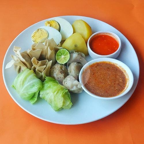 Siomay menu Batagor & Siomay Seblak Bitetagor, Gunung Batukaru