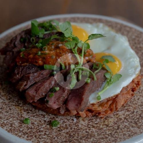 Steak And Eggs menu Ulu Artisan, Labuan Sait