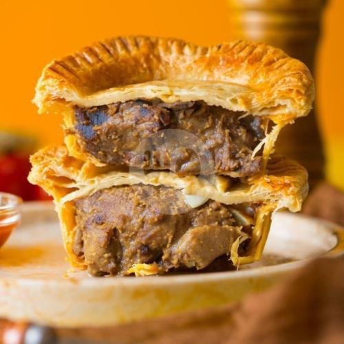 Chicken Rendang Pie menu Aussie Pies, Kuta