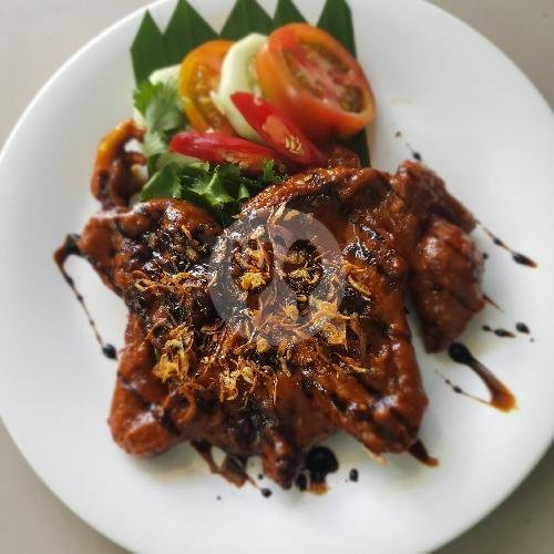 Ayam Bakar Taliwang +pelecing menu Kedai Arumi