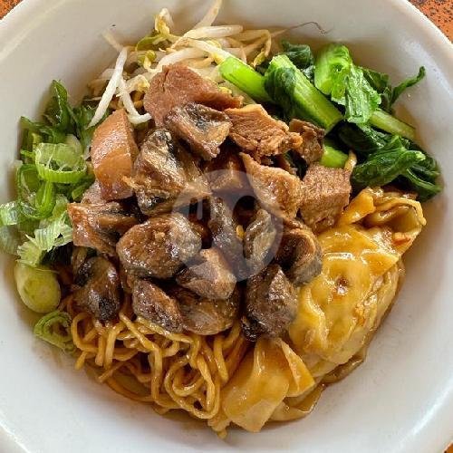 Mie Yamin Jamur menu Mie Ayam Rock N Roll, Pemogan