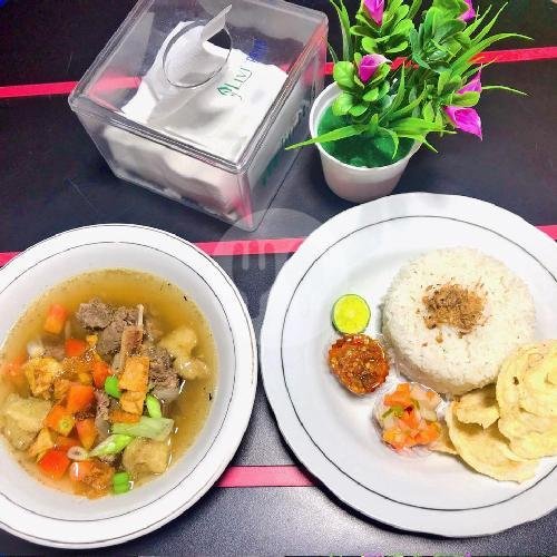 Sop Tangkar (Iga Sapi) + Nasi menu Soto Betawi Dapur Kana
