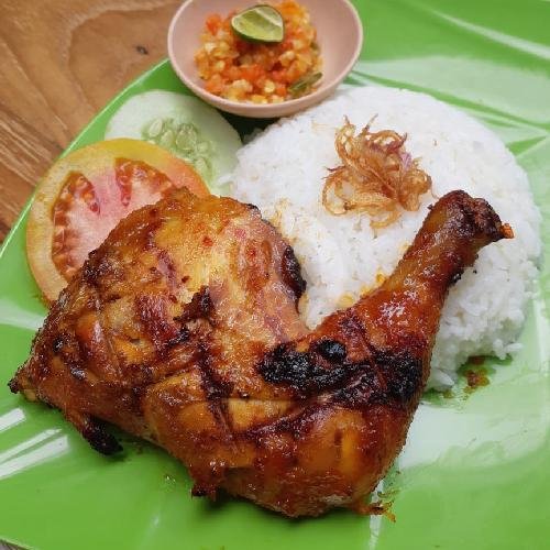 Paket Ayam Bakar + Nasi menu Ayam Bakar Ayam Kremes Kedai 007, Padangsambian